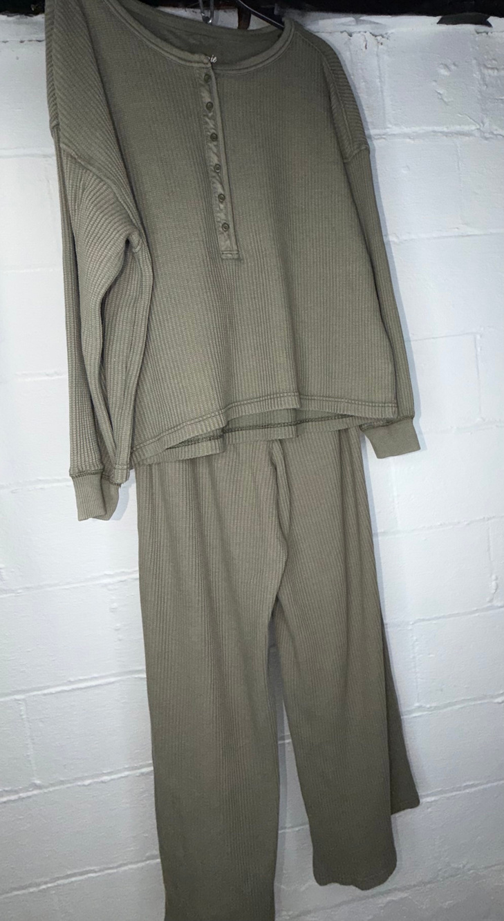 Aerie Waffle Knit 2 Piece Loungewear Set Henley Top Wide Leg Pants Olive Green L